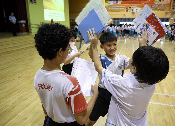 新加坡：小学离校考试升学率微增，98.5%考生顺利升中学